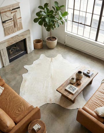 6' 4 x 6' 4 Cowhide Leather Square Rug