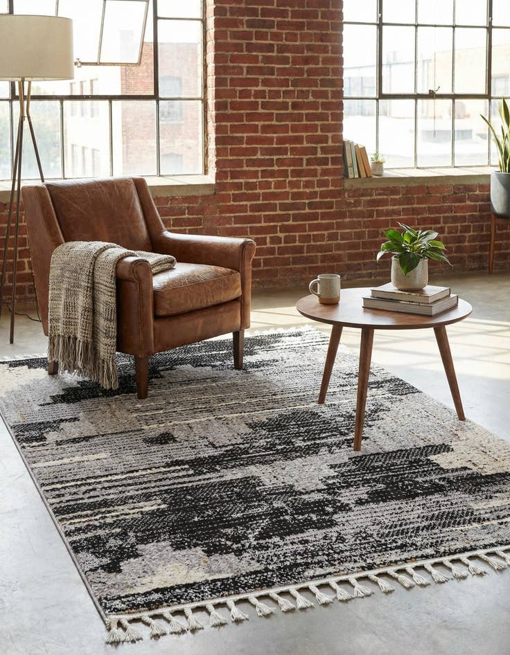 Detail image of 4' x 6' Cherokee Rug