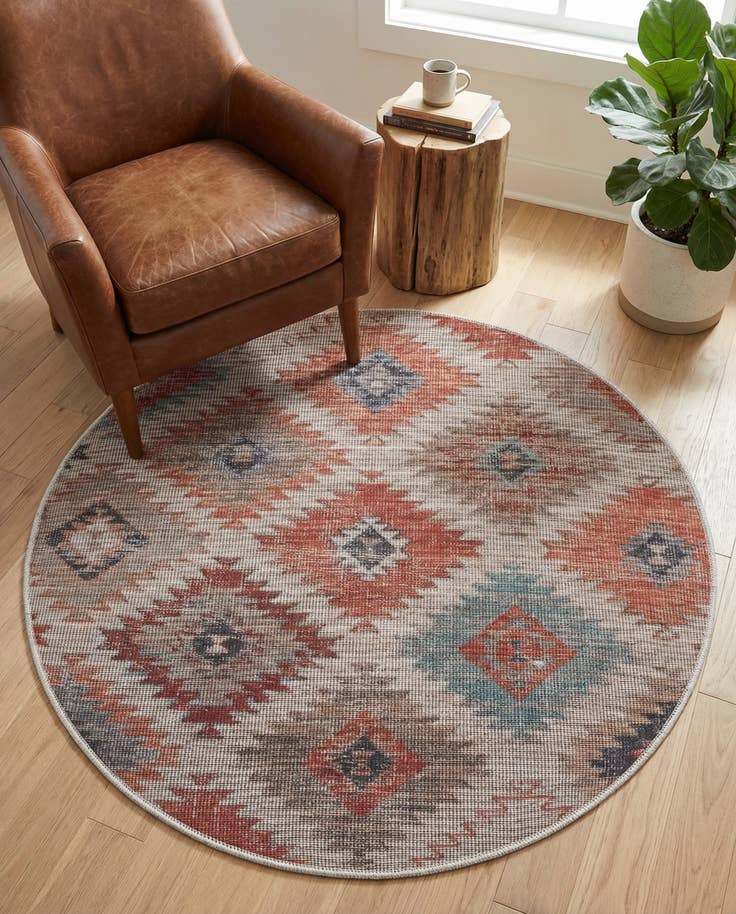 Detail image of 4' x 4' Washable Sisu Round Rug