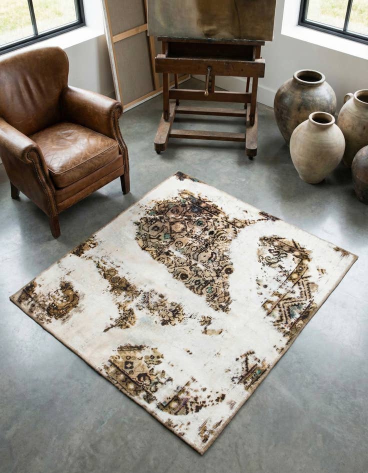 Detail image of 3' 9 x 4' 5 Hand Knotted Ultra Vintage Persian Wool Square Rug