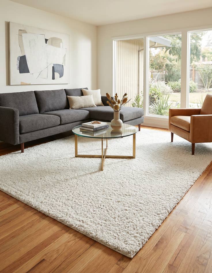 Detail image of 10' x 14' Zermatt Shag Rug