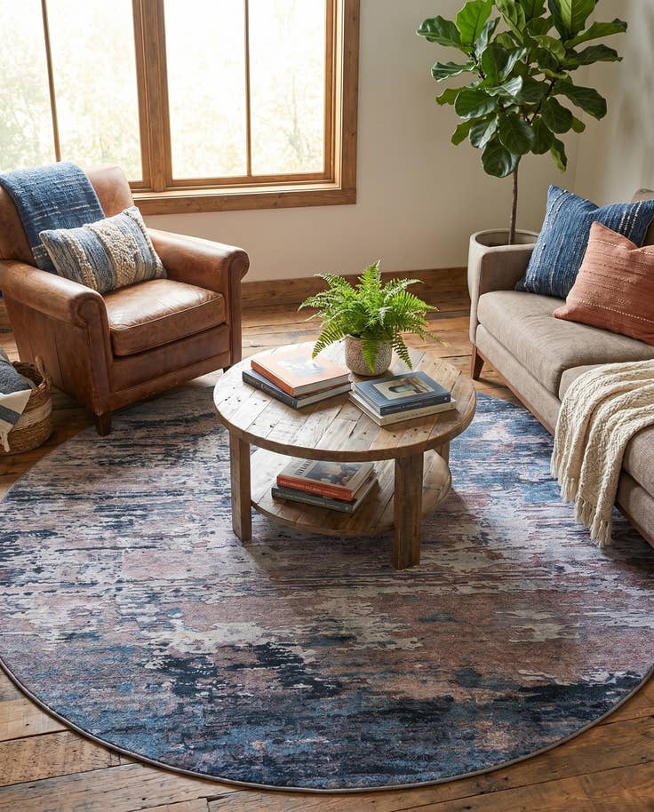 Detail image of 7' 10 x 7' 10 Yara Round Rug