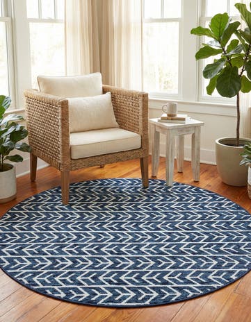 5' 3 x 5' 3 Easy-Clean Sabrina Soto Aston Indoor / Outdoor Round Rug