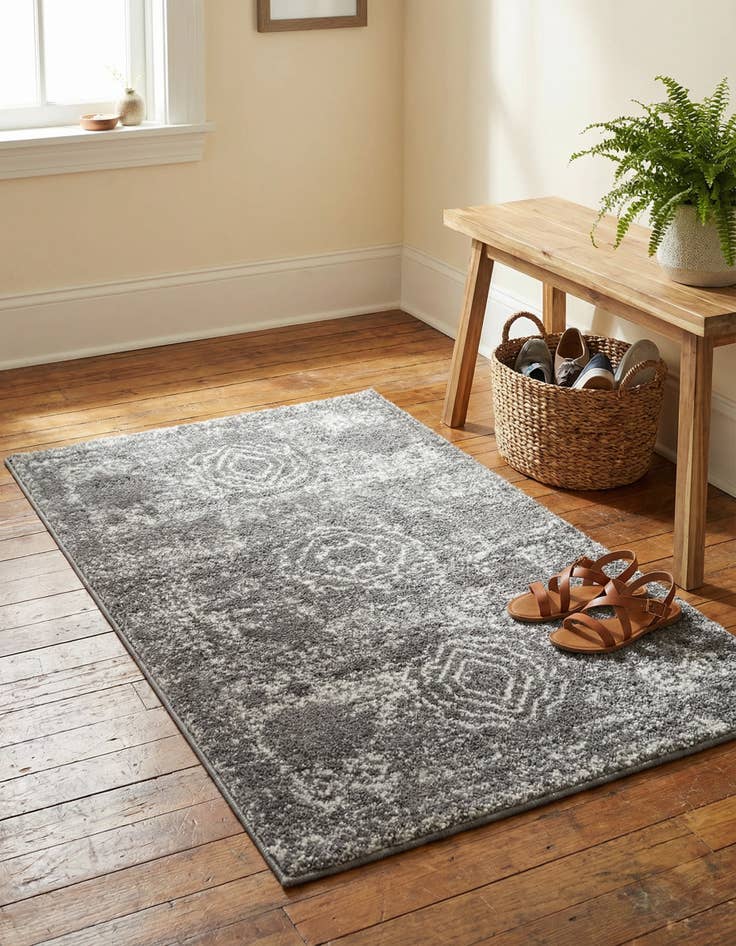 Detail image of 2' x 3' Bexley Rug