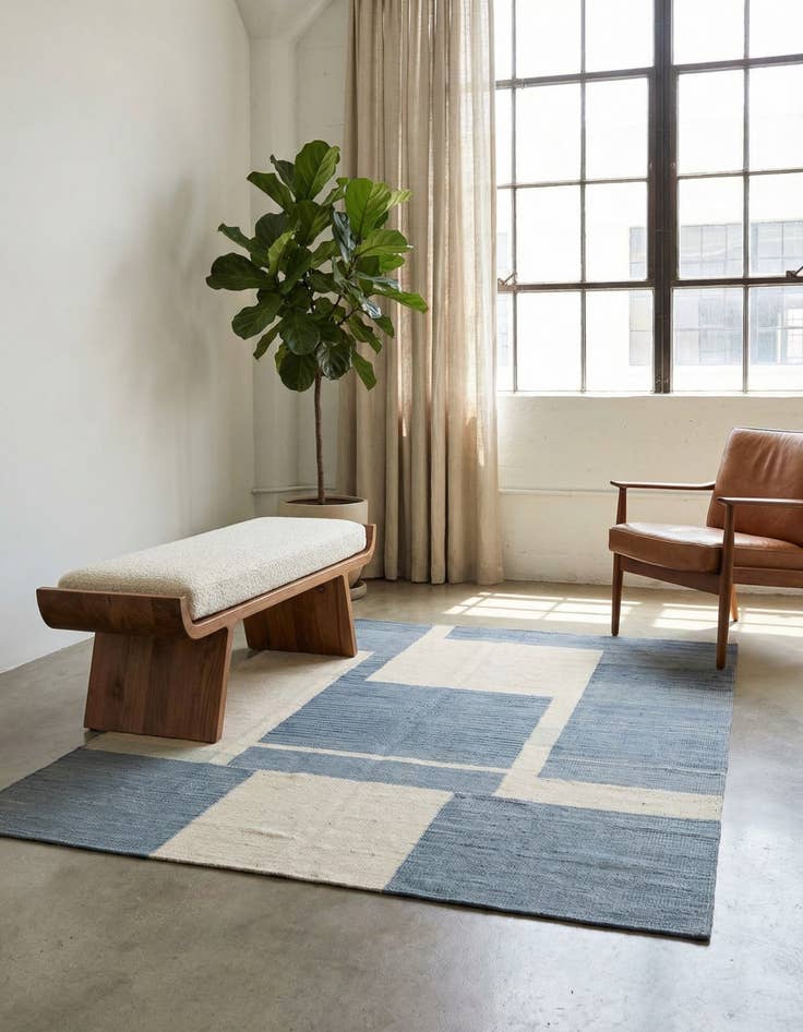 Detail image of 4' 1 x 5' 10 Hand Woven Kilim Modern Wool Rug