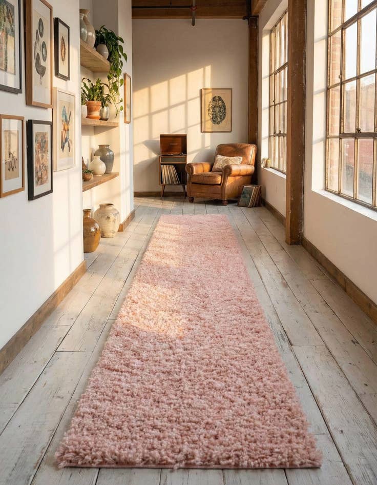 Detail image of 2' 7 x 20' Zermatt Shag Runner Rug