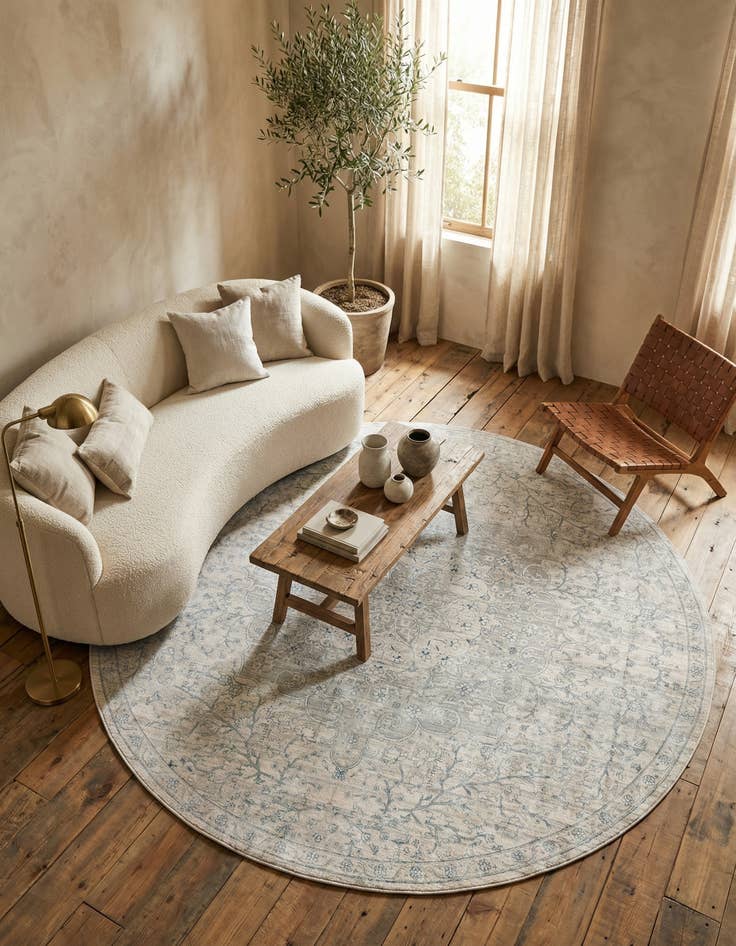 Detail image of 10' 2 x 10' 2 Newport Round Rug