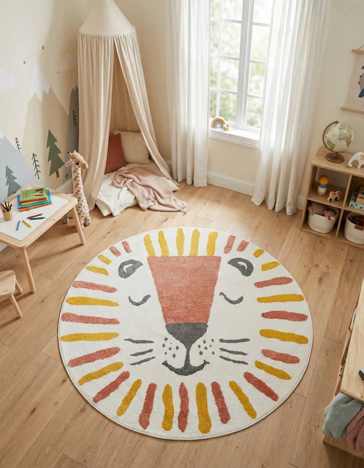 Detail image of 6' 1 x 6' 1 Lion Whimsy Kids Round Rug