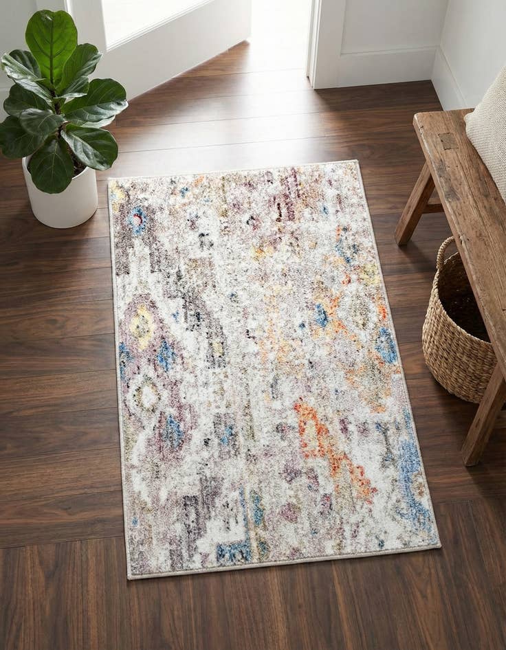 Detail image of 2' 2 x 3' Madrid Rug