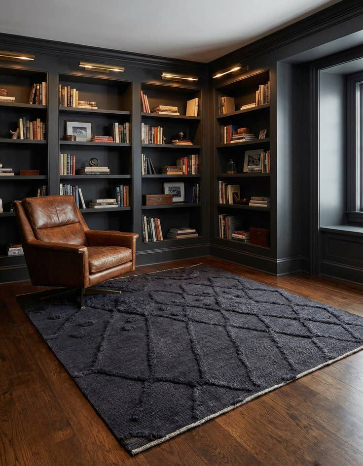 Detail image of 5' 4 x 6' 8 Hand Knotted Darya Wool Square Rug