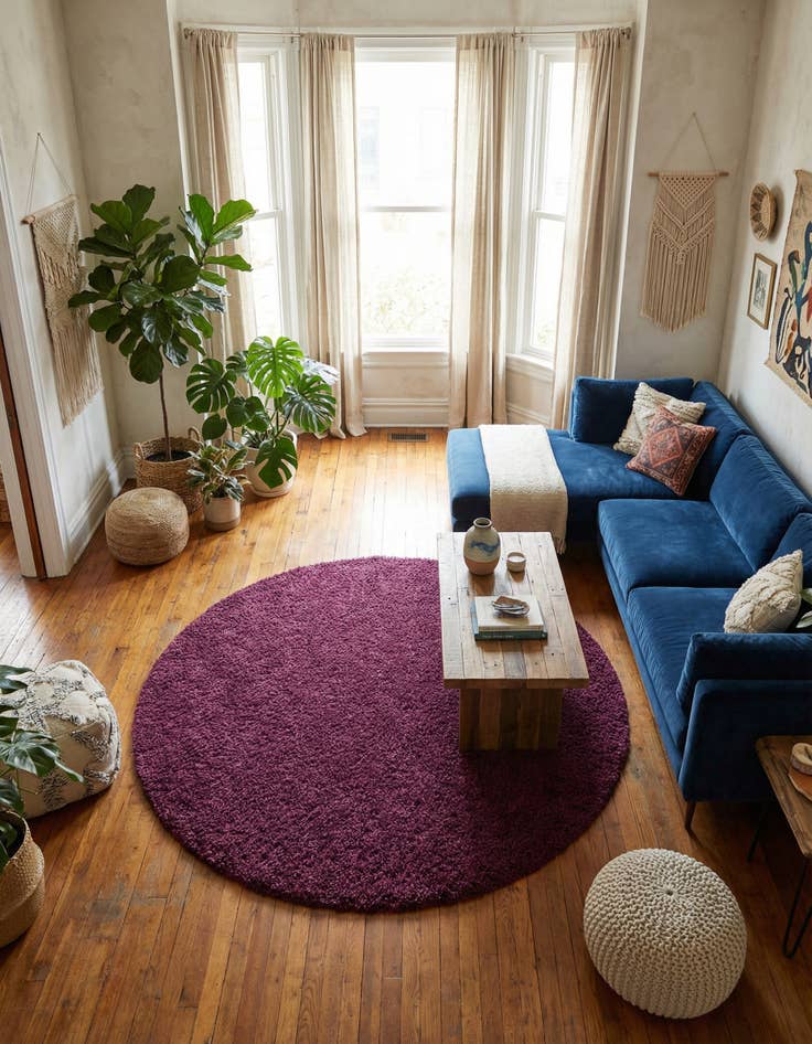 Detail image of 7' x 7' Solid Shag Round Rug