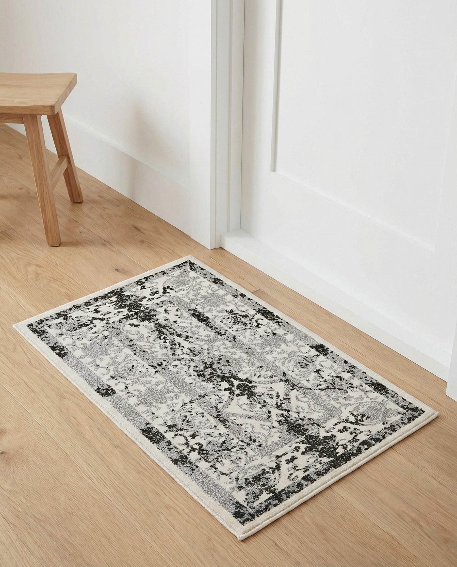 2' x 3' Miranda Rug