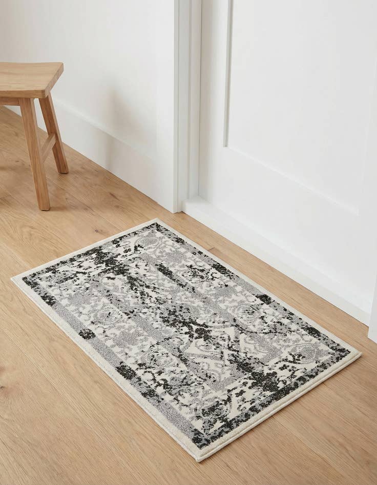 Detail image of 2' x 3' Vista Rug