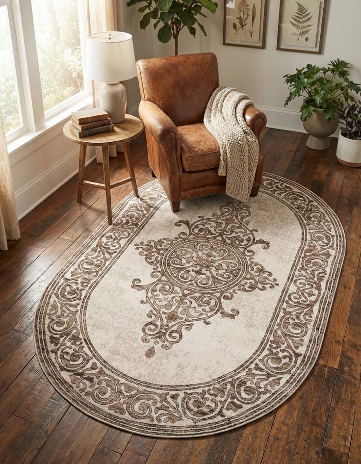 Detail image of 5' 3 x 8' Hermitage Oval Rug