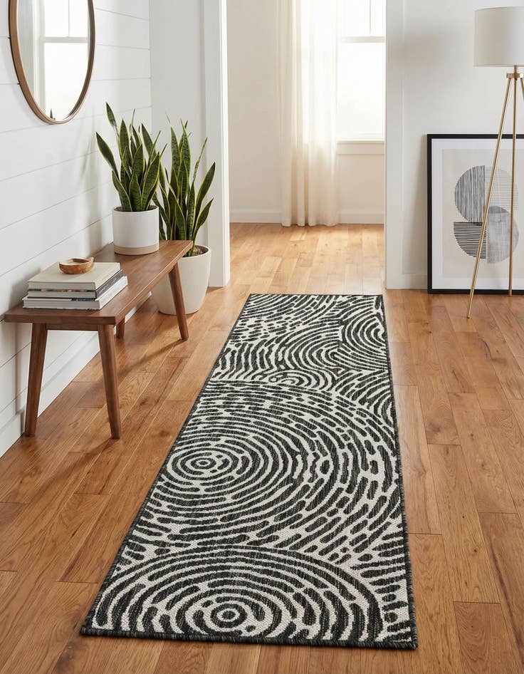 Detail image of 2' x 6' Washable Modern Indoor / Outdoor Runner Rug