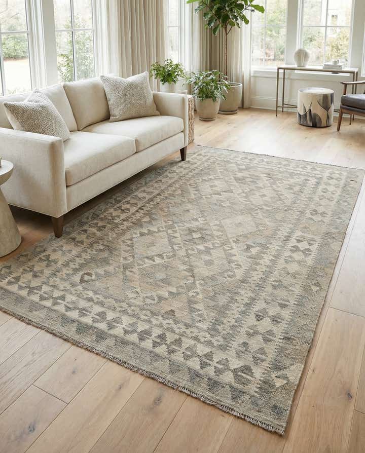 4' 10 x 6' 10 Hand Woven Kilim Maymana Wool Rug