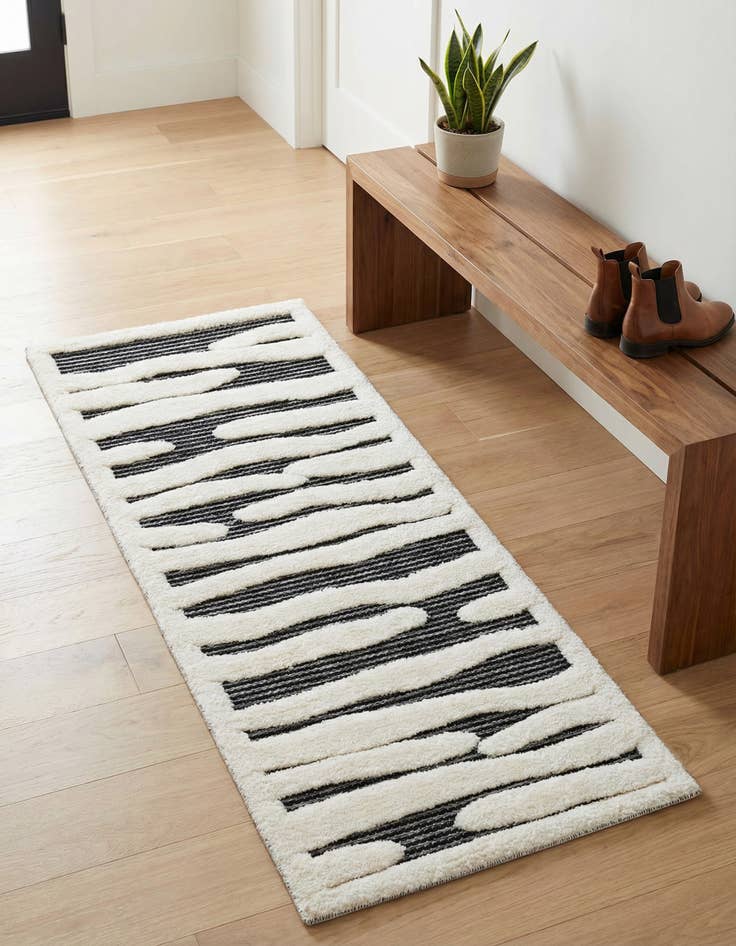 Detail image of 2' x 5' Prismatic Runner Rug