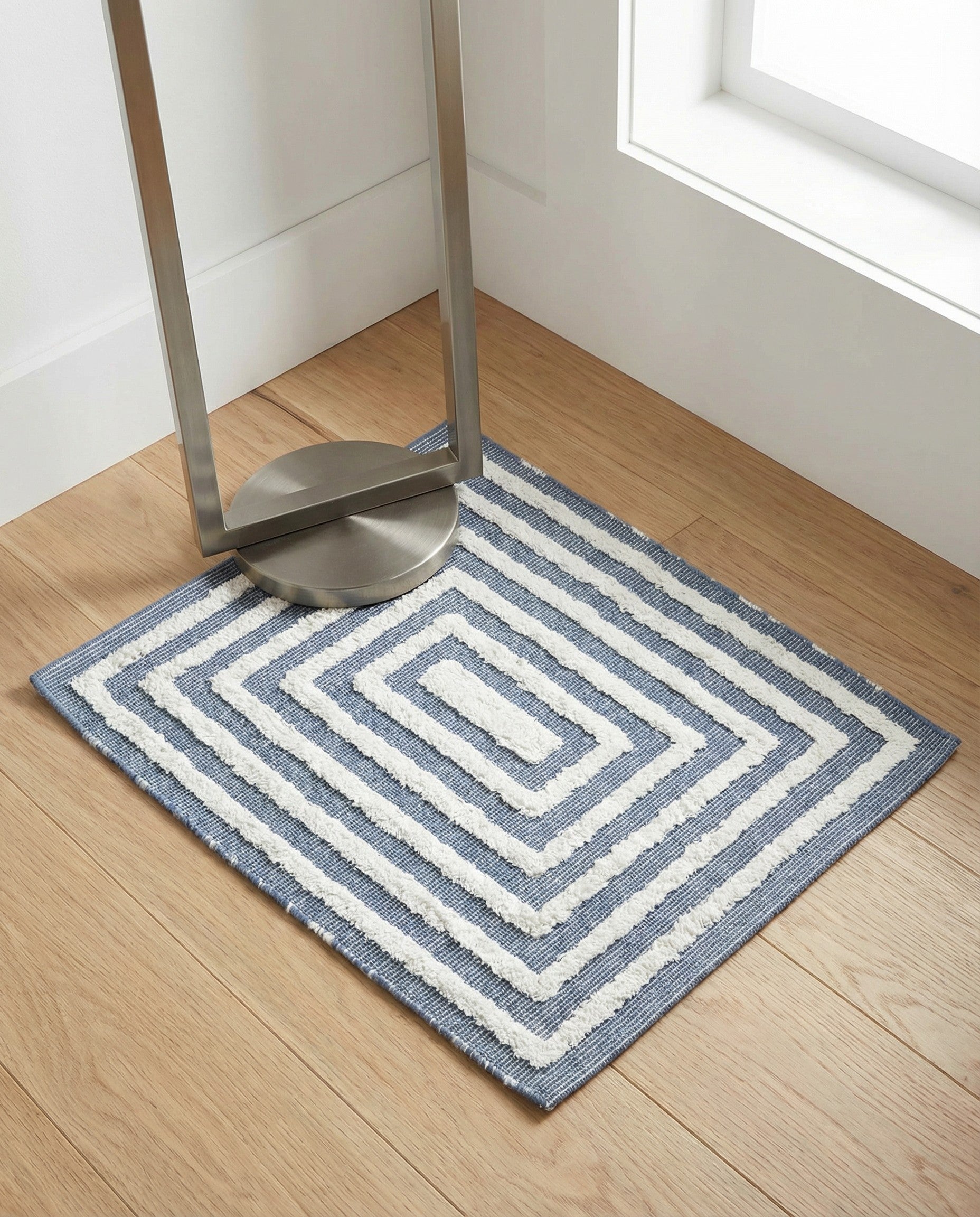 1' 3 x 1' 4 Sabrina Soto Casa Toluca Sample Rug