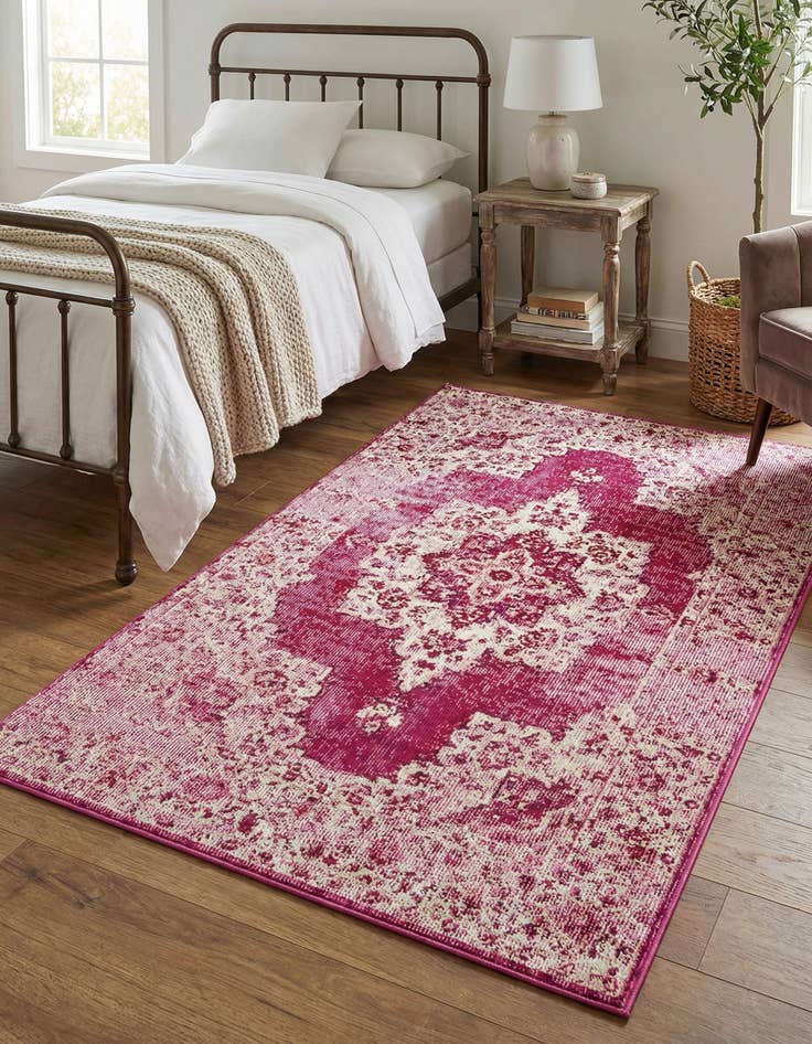 Detail image of 4' x 6' Amulet Rug