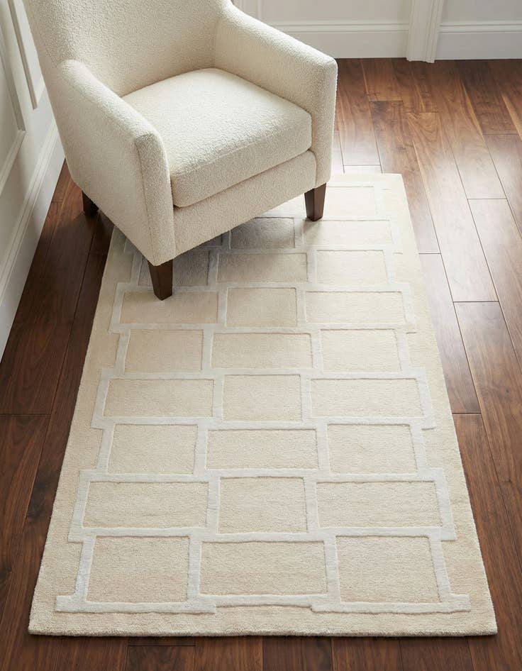 Detail image of 3' x 4' 11 Hand Knotted Darya Wool Rug