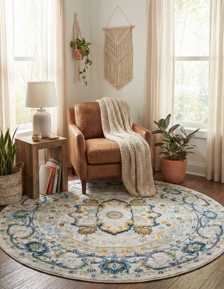 Detail image of 5' 3 x 5' 3 Madeline Vintage Round Rug