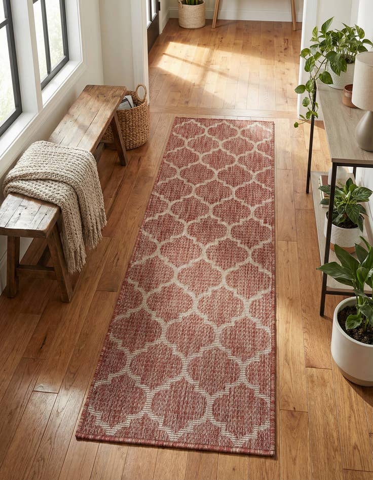 Detail image of 2' x 6' Washable Lattice Indoor / Outdoor Runner Rug