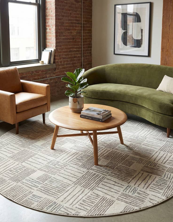 Detail image of 7' 10 x 7' 10 Hanahan Round Rug