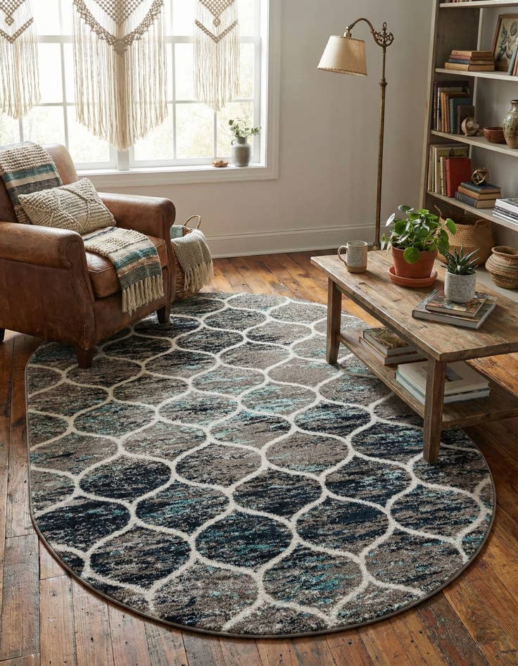 Detail image of 5' 3 x 8' Lattice Frieze Oval Rug