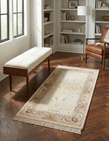 2' 10 x 4' 11 Hand Knotted Darya Wool Rug