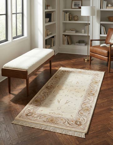 2' 10 x 4' 11 Hand Knotted Darya Wool Rug