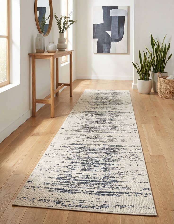 Detail image of 2' x 7' 10 Georgia Runner Rug