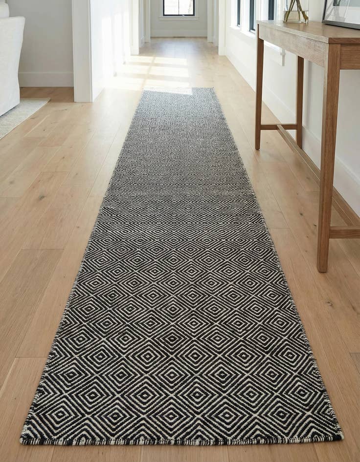 Detail image of 2' 7 x 14' 1  Hand Woven Geo Trellis Flatweave Runner Rug