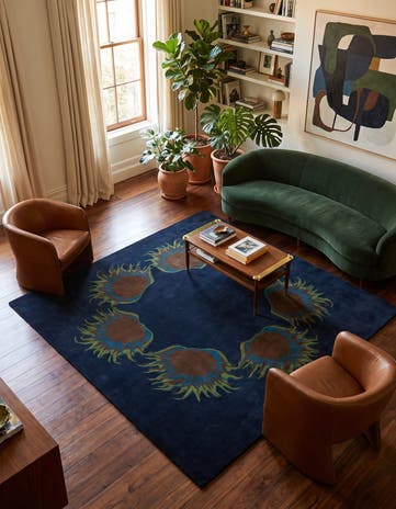 7' 6 x 7' 7 Luna Square Rug