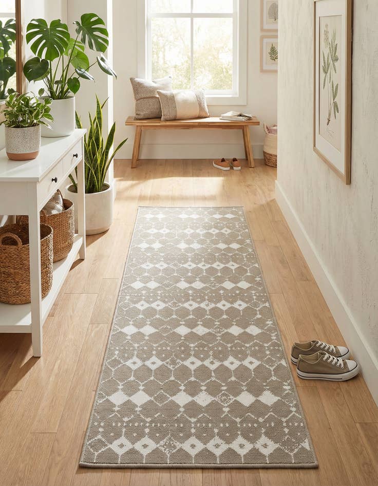 Detail image of 2' x 6' Washable Lattice Indoor / Outdoor Runner Rug