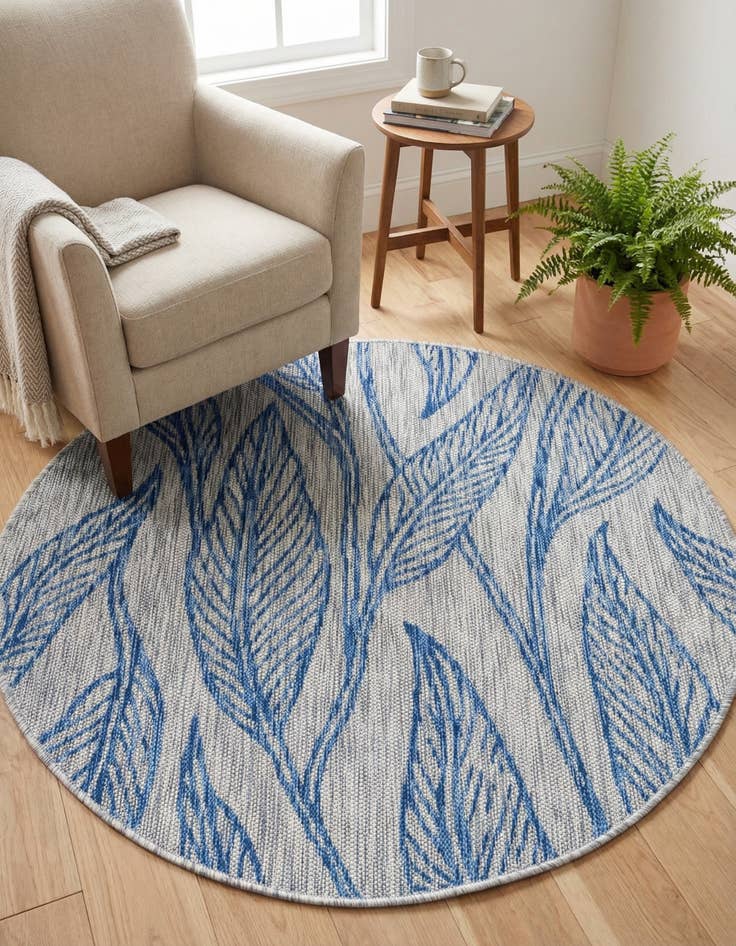 Detail image of 4' x 4' Easy-Clean Botanical Indoor / Outdoor Round Rug