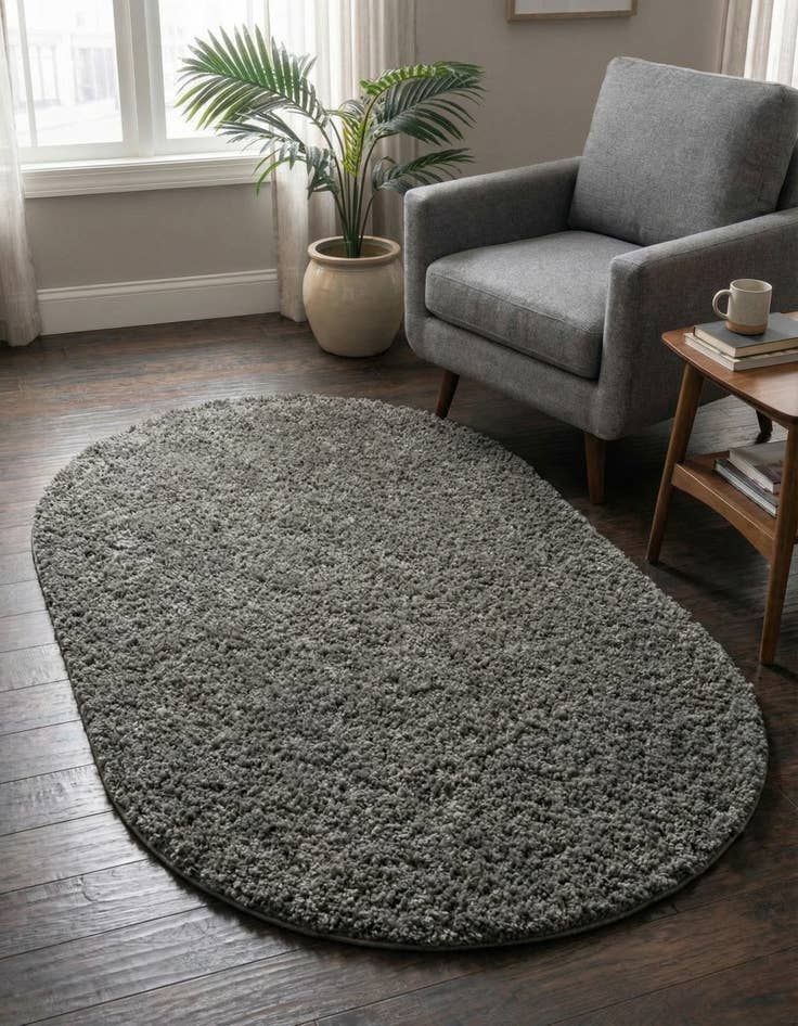 Detail image of 3' 3 x 5' 3 Everyday Shag Oval Rug