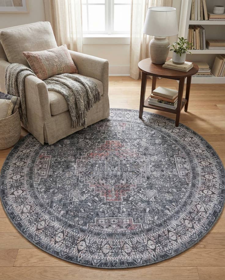 Detail image of 5' 1 x 5' 1 Washable Timeless Round Rug