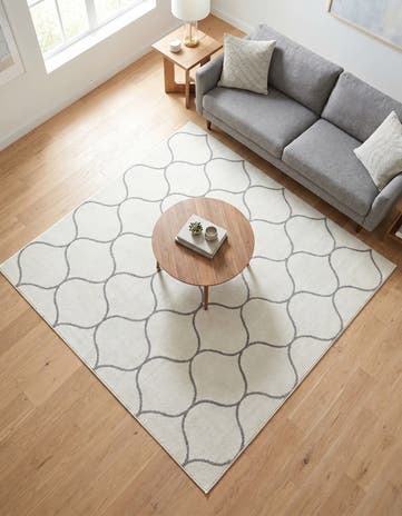 7' x 7' Lattice Frieze Square Rug
