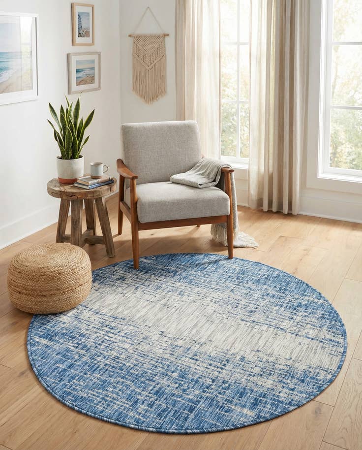 Detail image of 4' x 4' Easy-Clean Modern Indoor / Outdoor Round Rug