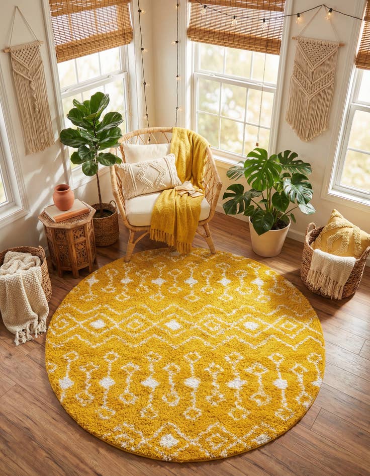 Detail image of 7' 10 x 7' 10 Moroccan Trellis Shag Round Rug