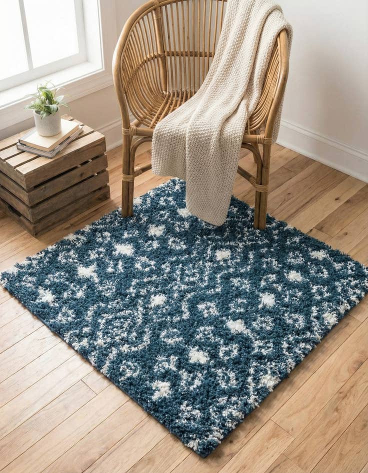 Detail image of 3' x 3' Moroccan Trellis Shag Square Rug