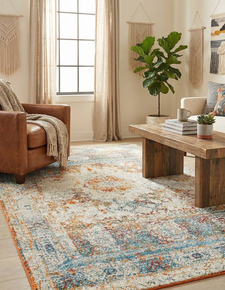 Detail image of 5' x 8' Venice Rug