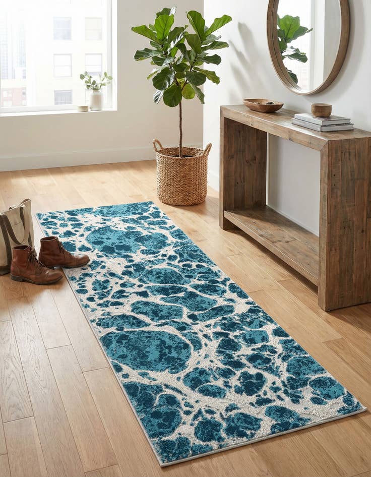 Detail image of 2' x 6' Oasis Runner Rug