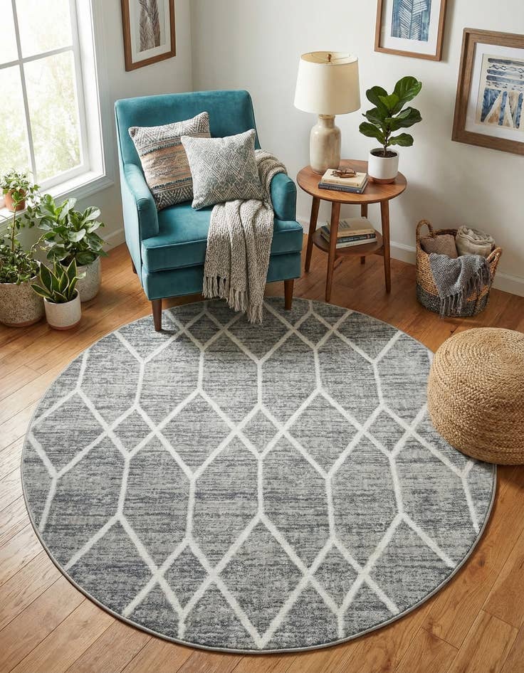 Detail image of  5' x 5' Lattice Trellis Round Rug