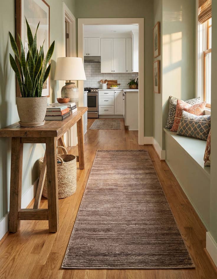 Detail image of 2' x 8' Finsbury Runner Rug