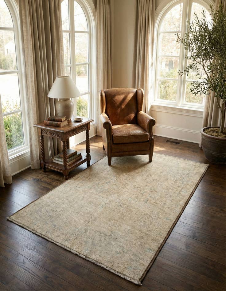 Detail image of 4' x 6' 1 Hand Knotted Oushak Wool Rug