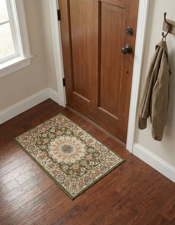 Detail image of 2' x 3' 1 Washable Traditional Indoor / Outdoor Rug