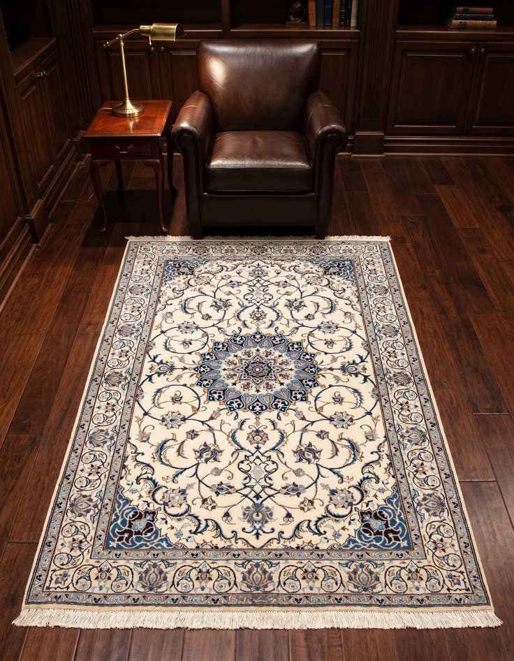Detail image of 3' 3 x 4' 8 Hand Knotted Nain Rug