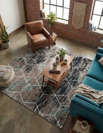 7' x 7' Lattice Frieze Square Rug