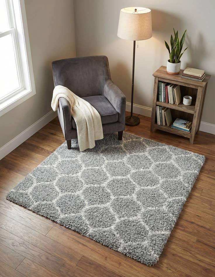 Detail image of 5' 3 x 5' 3 Lattice Shag Square Rug